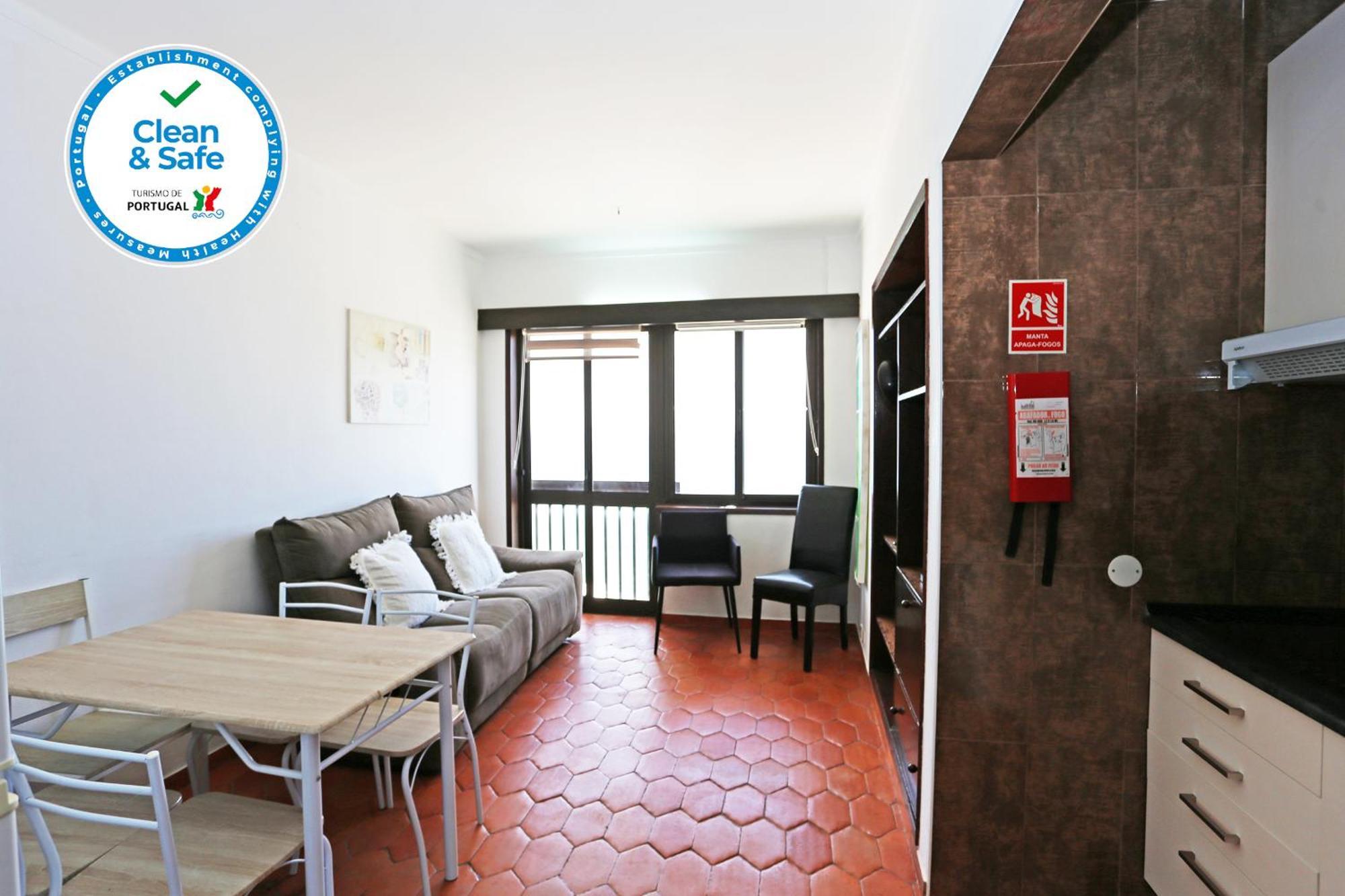 V - Seacliff Albufeira Apartment Room photo